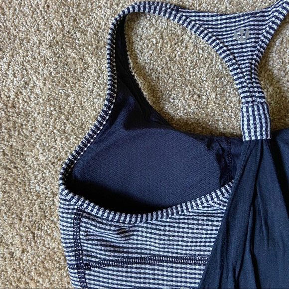 Lululemon Practice Freely Tank - Picture 4 of 7